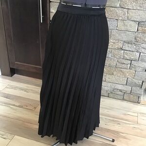 Twirl skirt